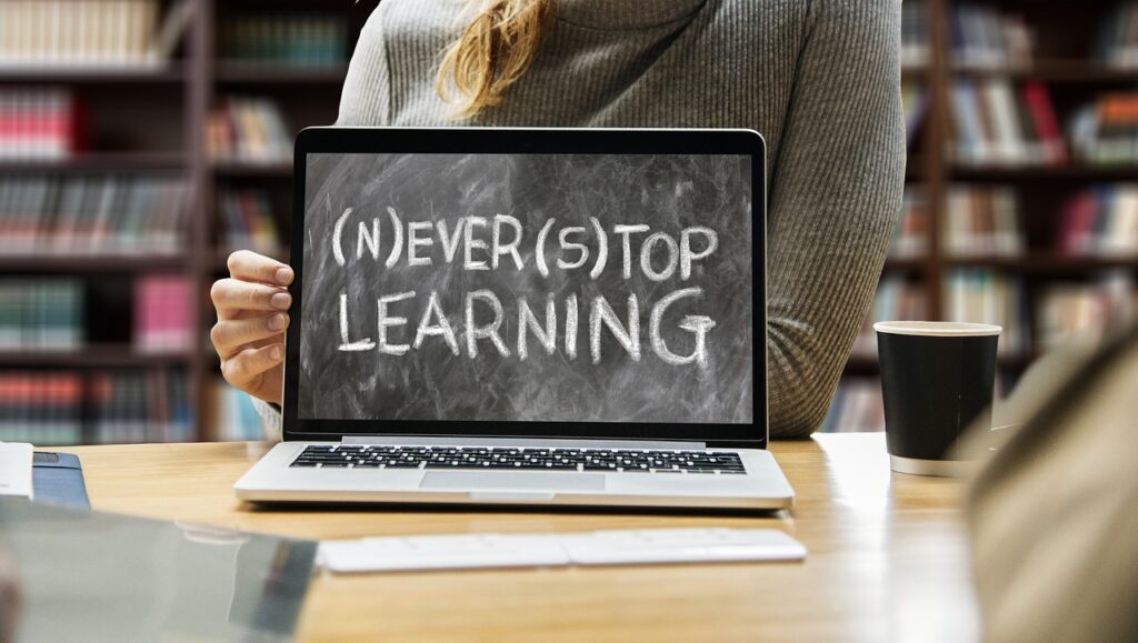 ビジネス英語をオンラインで安く学ぶ方法は？